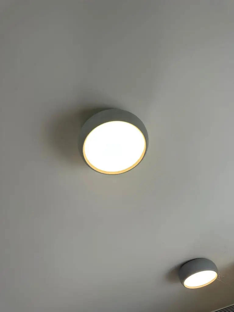 התקנת גופי תאורה בבית פרטי - פרויקט של היום! התקנה גוף עגול