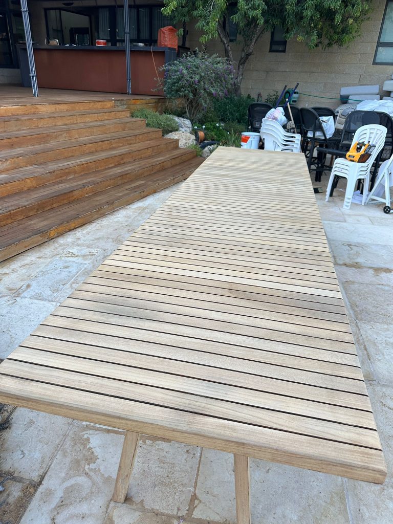 חידוש שולחן